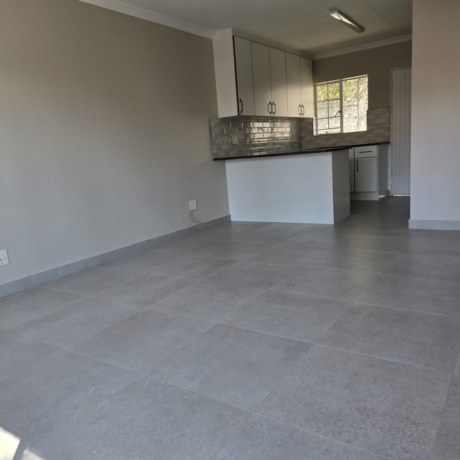 2 Bedroom Property for Sale in Garsfontein Gauteng