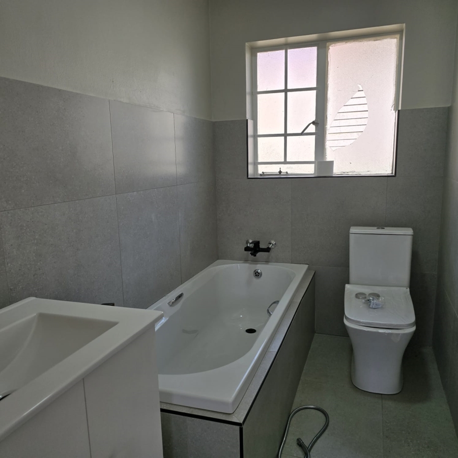 2 Bedroom Property for Sale in Garsfontein Gauteng