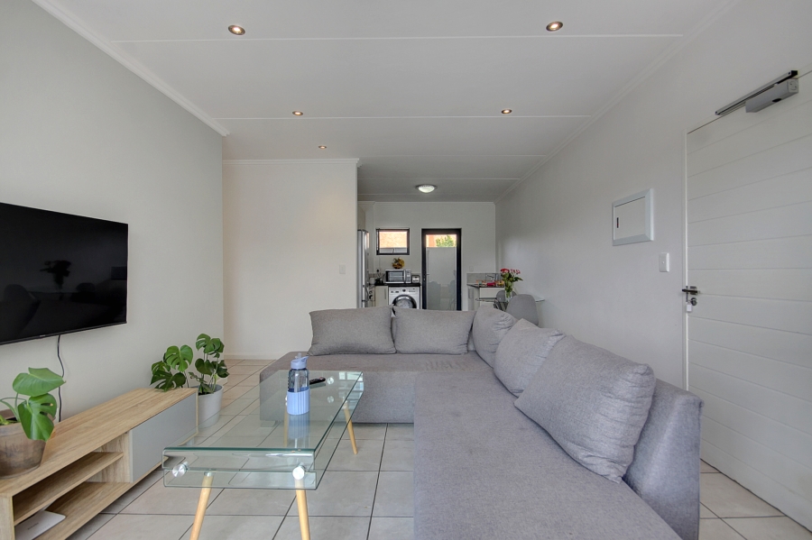 2 Bedroom Property for Sale in Rivonia Gauteng