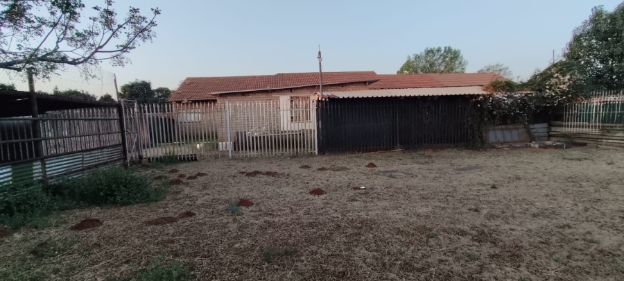 9 Bedroom Property for Sale in Pelzvale A H Gauteng