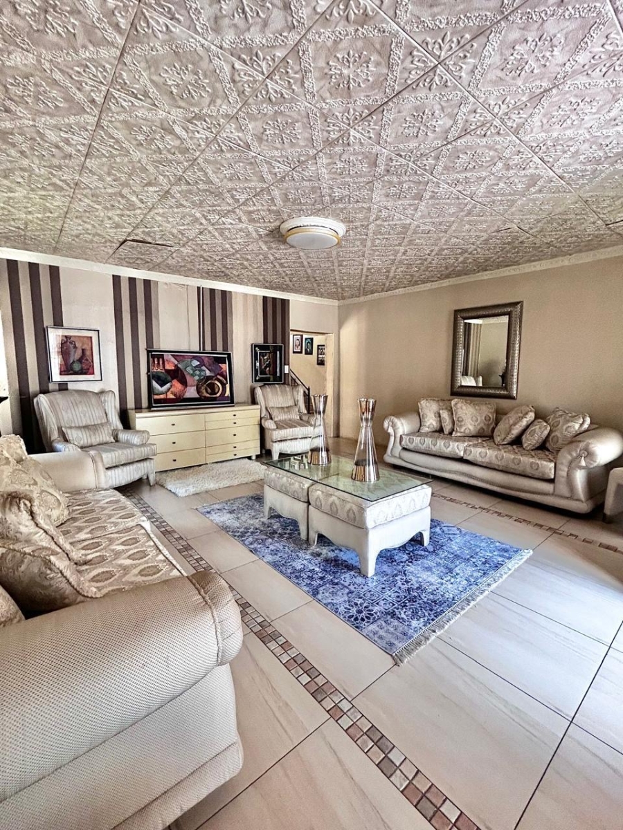 To Let 3 Bedroom Property for Rent in Noordwyk Gauteng
