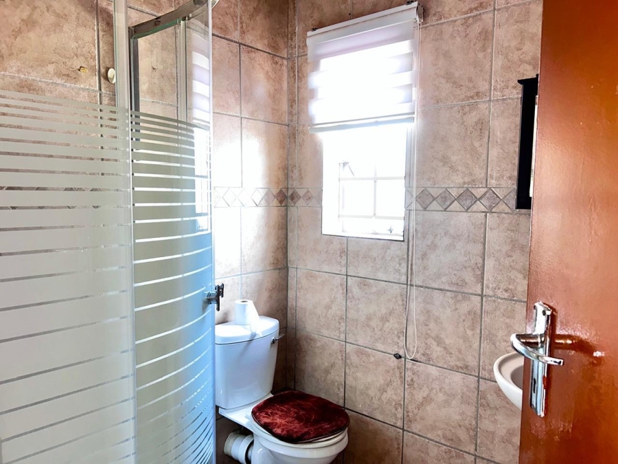 To Let 3 Bedroom Property for Rent in Noordwyk Gauteng