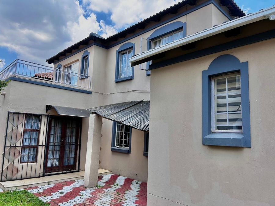 To Let 3 Bedroom Property for Rent in Noordwyk Gauteng