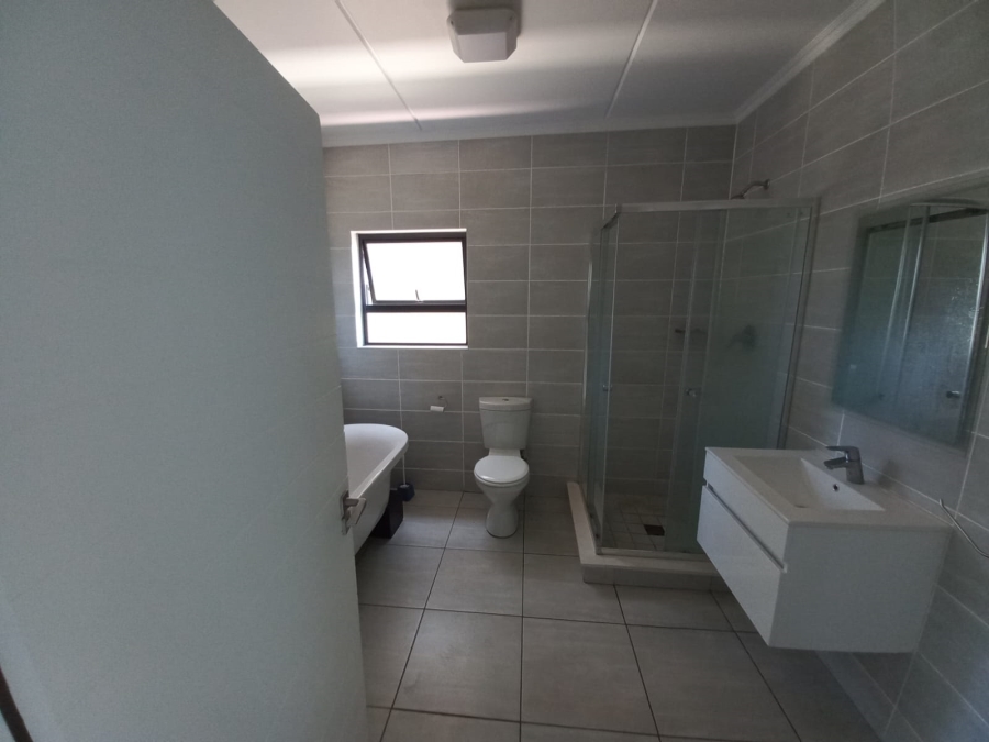 To Let 2 Bedroom Property for Rent in Waterfall Gauteng