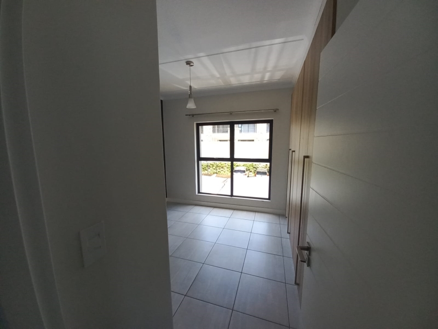 To Let 2 Bedroom Property for Rent in Waterfall Gauteng