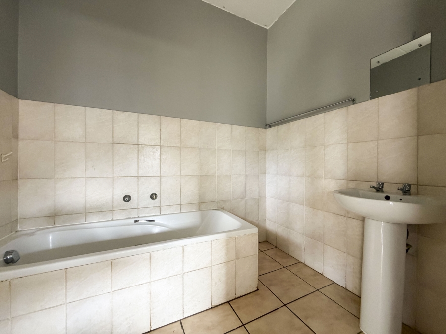 2 Bedroom Property for Sale in Rynfield Gauteng