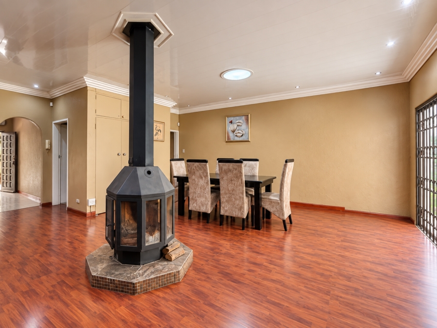 2 Bedroom Property for Sale in Three Rivers Gauteng