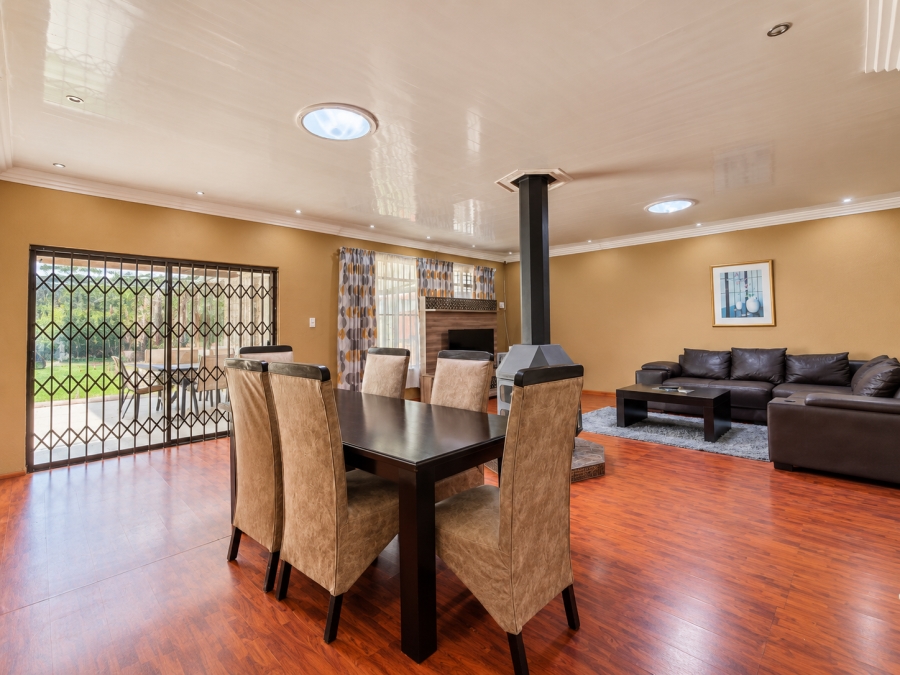 2 Bedroom Property for Sale in Three Rivers Gauteng