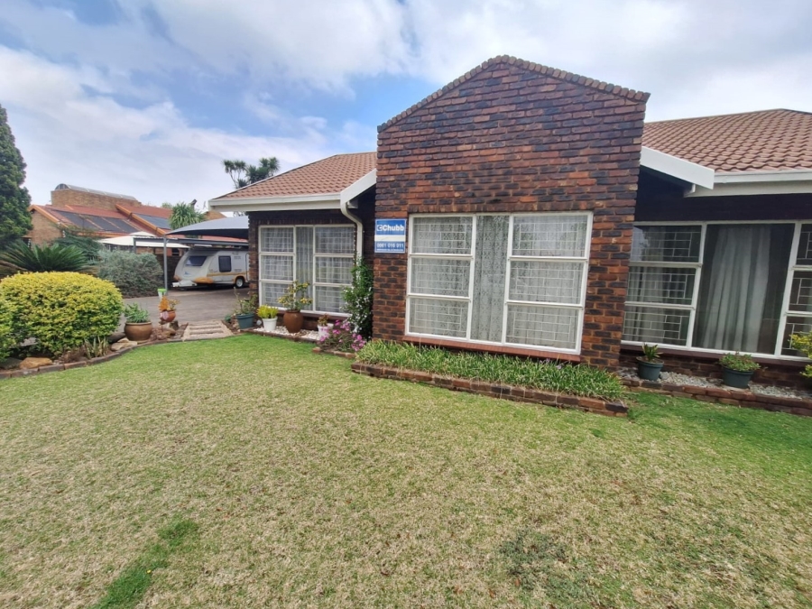 3 Bedroom Property for Sale in Vanderbijlpark Sw 2 Gauteng