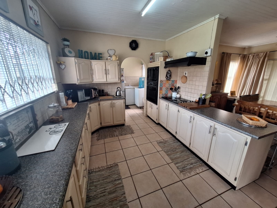 3 Bedroom Property for Sale in Vanderbijlpark Sw 2 Gauteng
