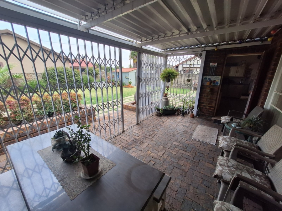 3 Bedroom Property for Sale in Vanderbijlpark Sw 2 Gauteng