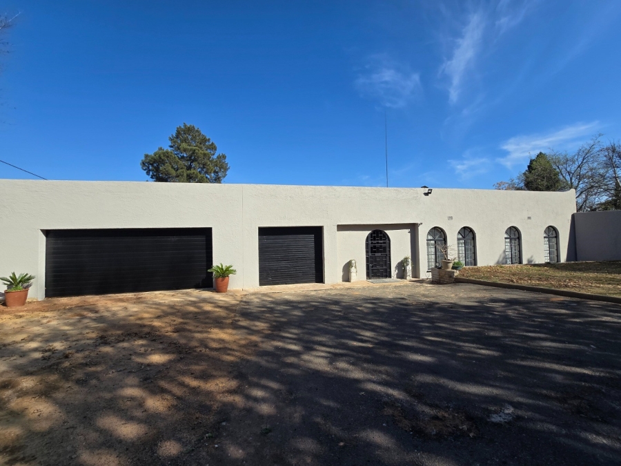 3 Bedroom Property for Sale in Klipwater Gauteng