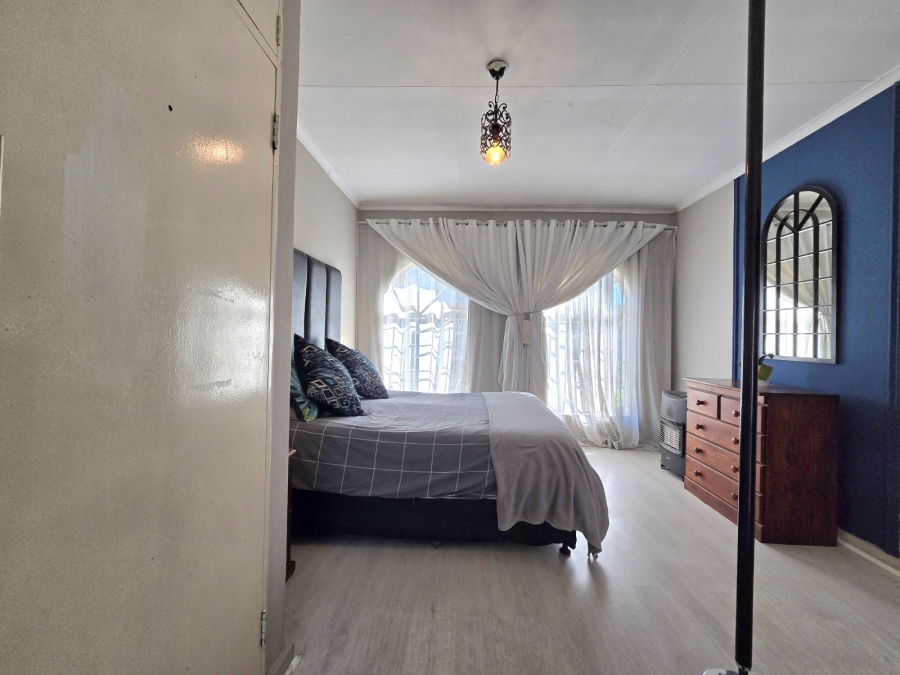 3 Bedroom Property for Sale in Klipwater Gauteng