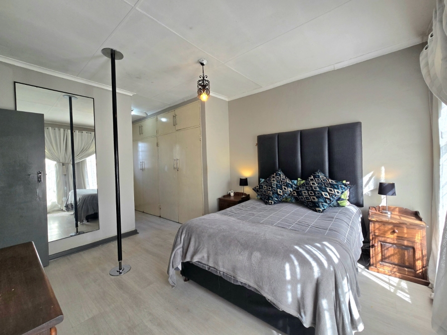 3 Bedroom Property for Sale in Klipwater Gauteng