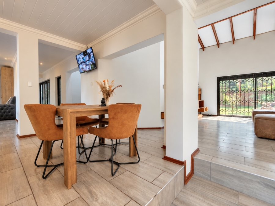 4 Bedroom Property for Sale in Three Rivers Proper Gauteng