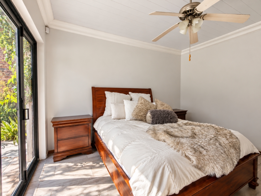 4 Bedroom Property for Sale in Three Rivers Proper Gauteng