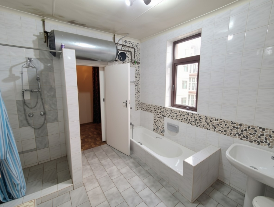 7 Bedroom Property for Sale in Florauna Gauteng