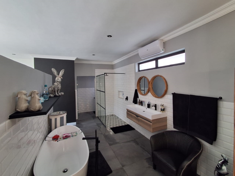3 Bedroom Property for Sale in Sable Hills Gauteng