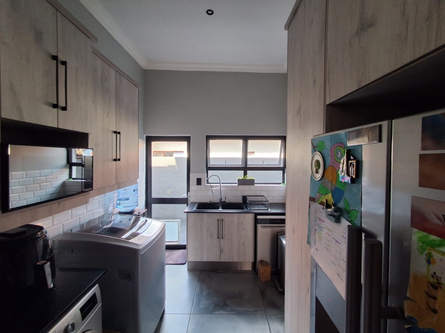 3 Bedroom Property for Sale in Sable Hills Gauteng
