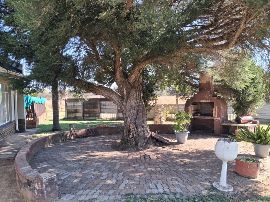 3 Bedroom Property for Sale in Hornsoord A H Gauteng