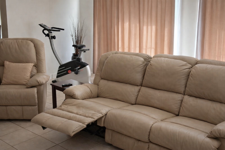 3 Bedroom Property for Sale in Hornsoord A H Gauteng