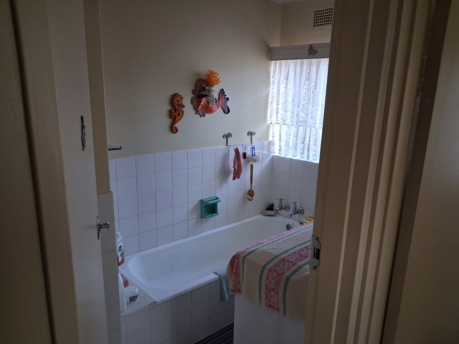 3 Bedroom Property for Sale in Valhalla Gauteng