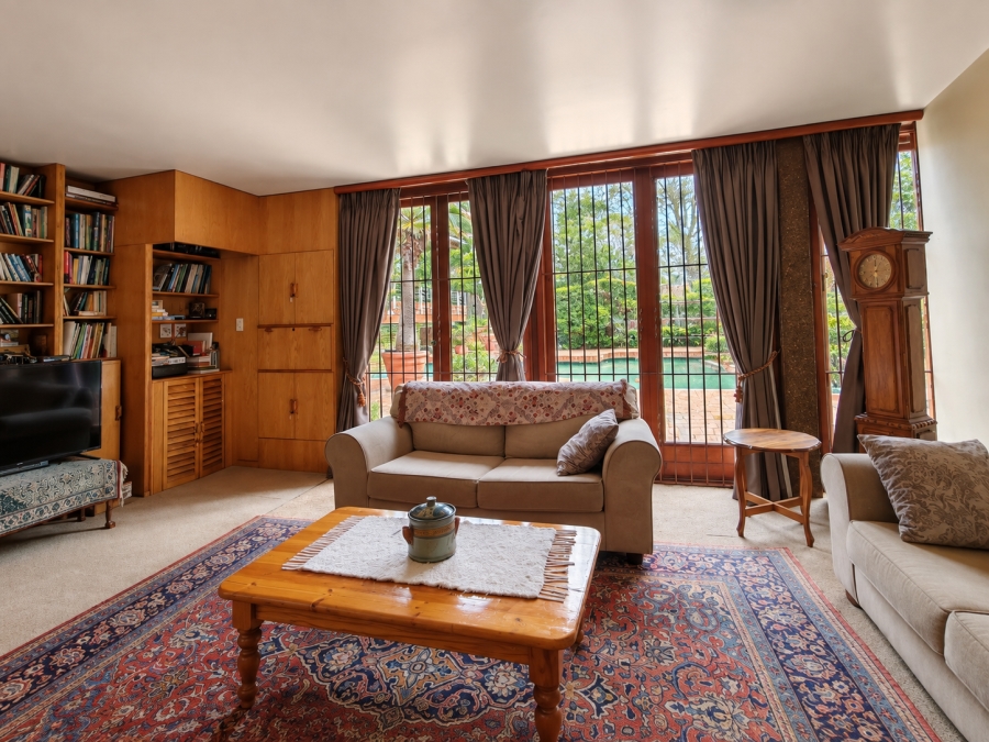 6 Bedroom Property for Sale in Three Rivers Gauteng