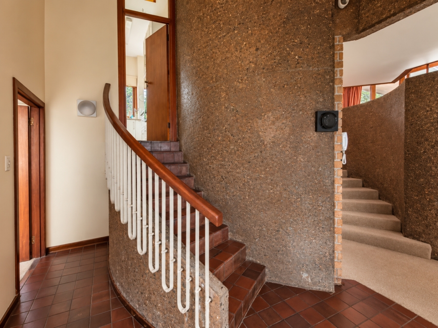 6 Bedroom Property for Sale in Three Rivers Gauteng