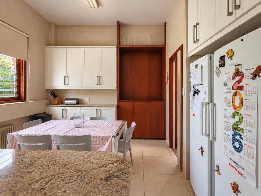 6 Bedroom Property for Sale in Three Rivers Gauteng