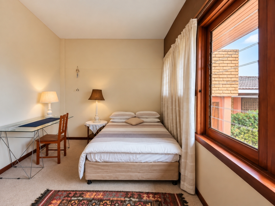 6 Bedroom Property for Sale in Three Rivers Gauteng