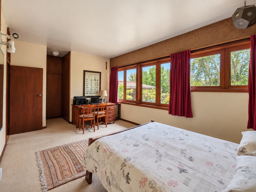 6 Bedroom Property for Sale in Three Rivers Gauteng