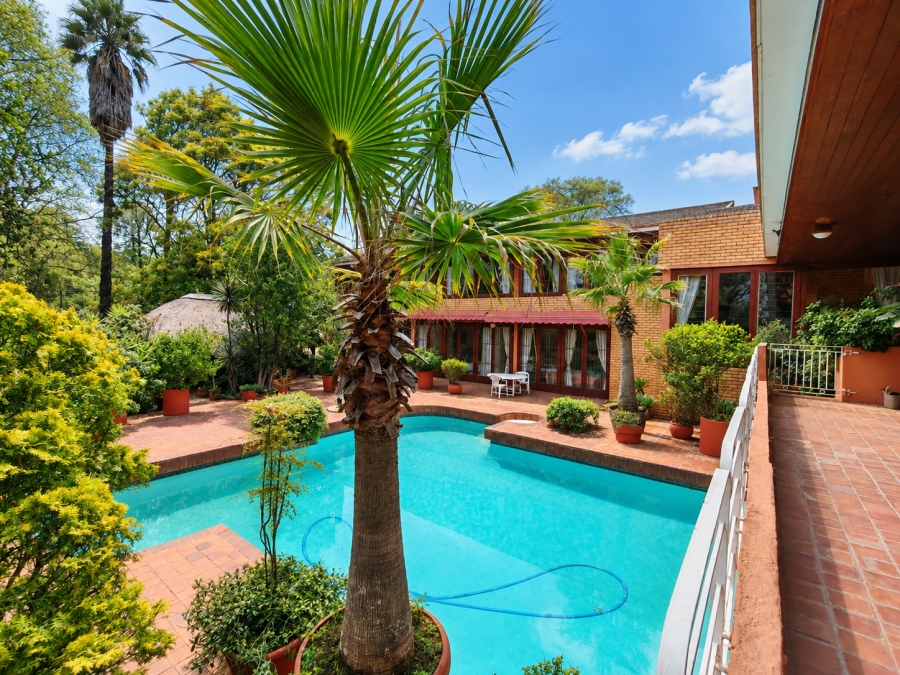 6 Bedroom Property for Sale in Three Rivers Gauteng