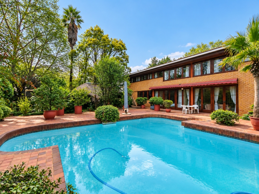 6 Bedroom Property for Sale in Three Rivers Gauteng