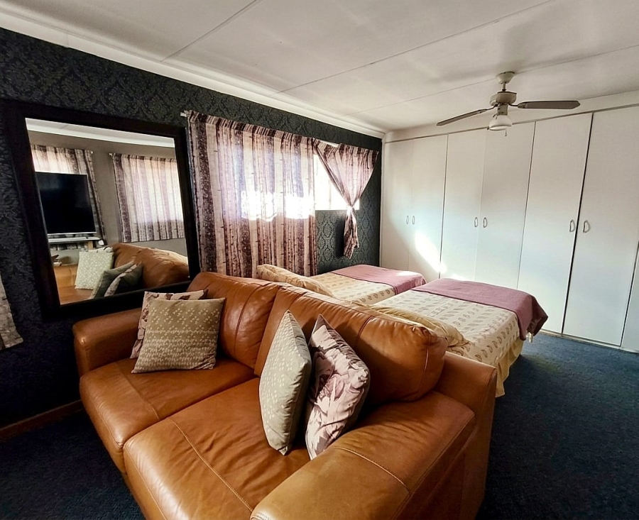To Let 1 Bedroom Property for Rent in Three Rivers Gauteng