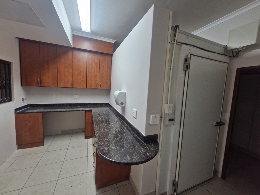 To Let Commercial Property for Rent in Raslouw Gauteng