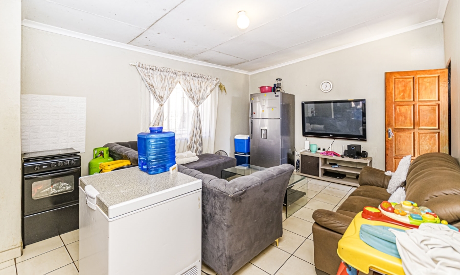 5 Bedroom Property for Sale in Cosmo City Gauteng
