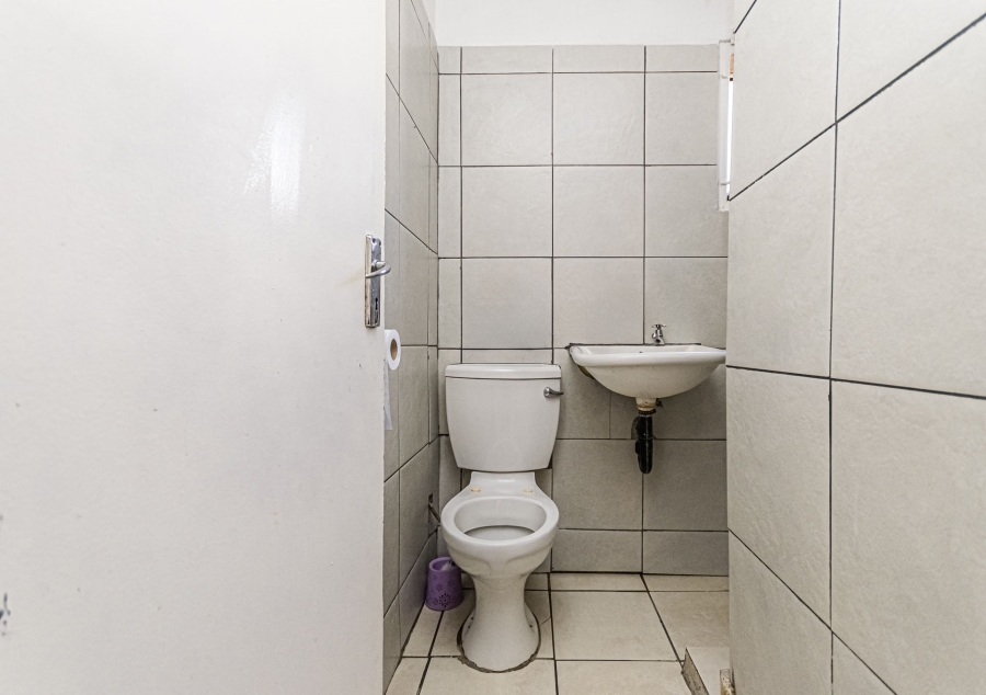 5 Bedroom Property for Sale in Cosmo City Gauteng