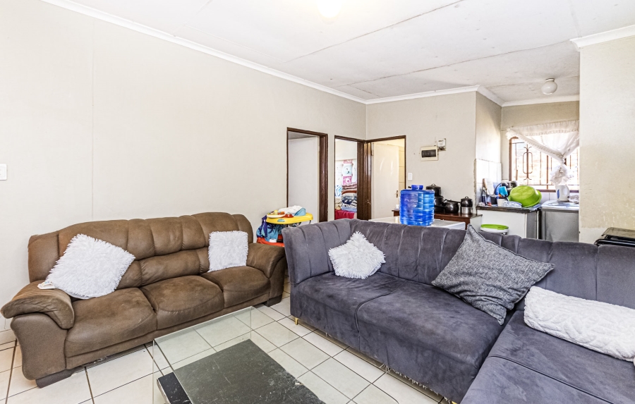 5 Bedroom Property for Sale in Cosmo City Gauteng