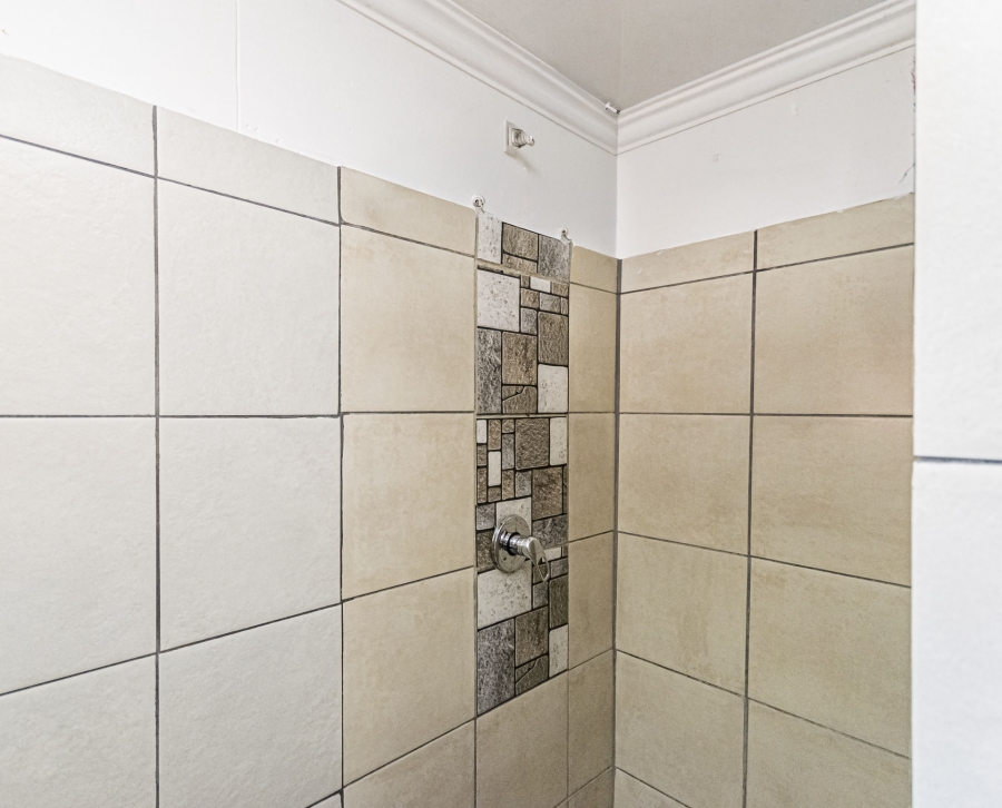 5 Bedroom Property for Sale in Cosmo City Gauteng