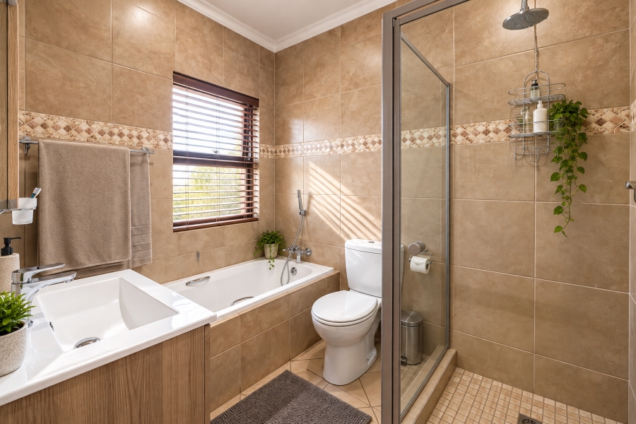 5 Bedroom Property for Sale in Carlswald North Estate Gauteng