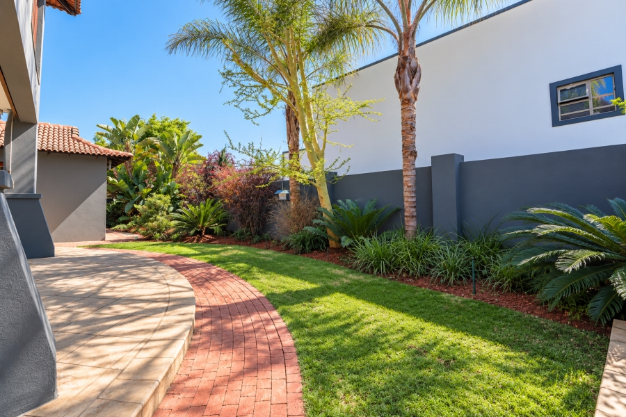 5 Bedroom Property for Sale in Carlswald North Estate Gauteng