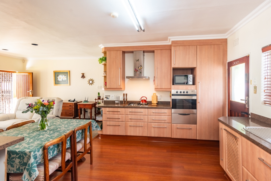 4 Bedroom Property for Sale in Wilro Park Gauteng