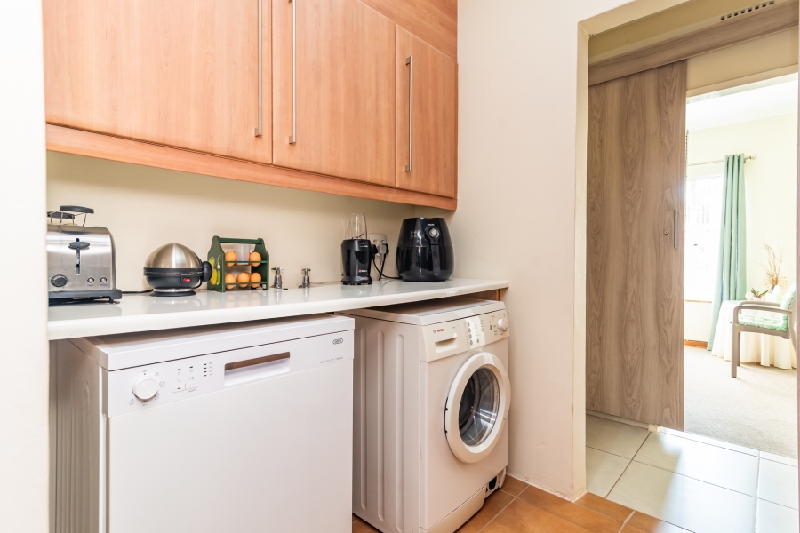 4 Bedroom Property for Sale in Wilro Park Gauteng