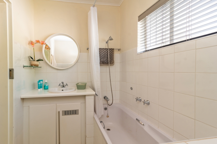 4 Bedroom Property for Sale in Wilro Park Gauteng