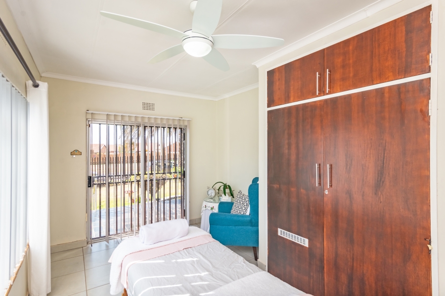 4 Bedroom Property for Sale in Wilro Park Gauteng