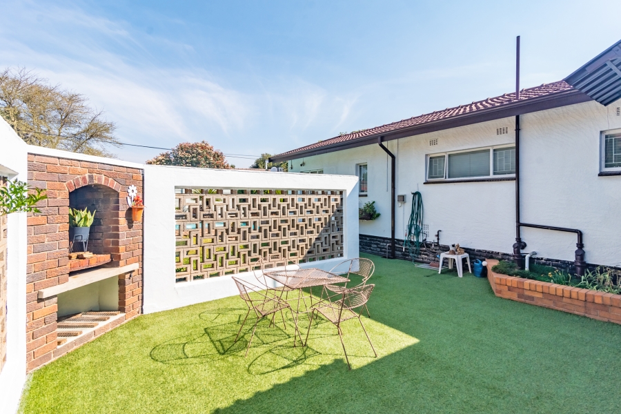 4 Bedroom Property for Sale in Wilro Park Gauteng