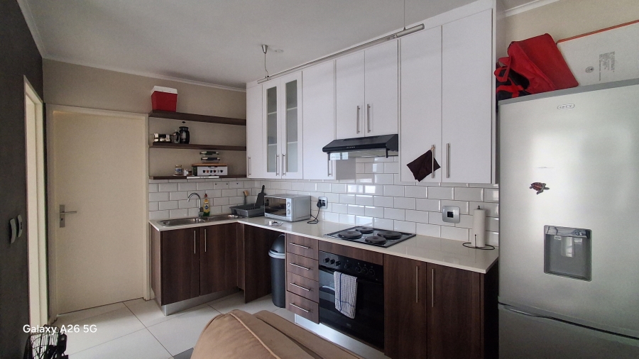 1 Bedroom Property for Sale in Hatfield Gauteng