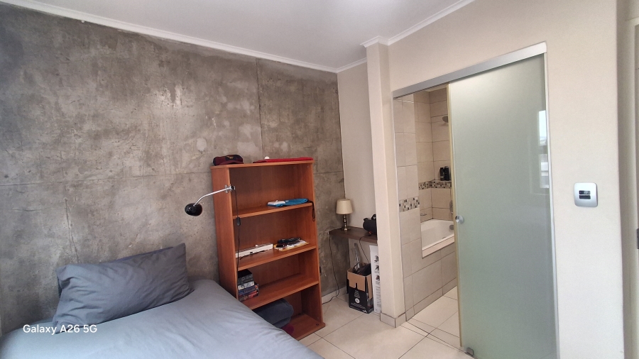 1 Bedroom Property for Sale in Hatfield Gauteng
