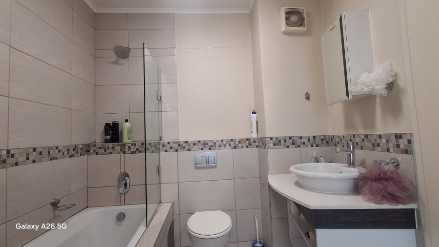 1 Bedroom Property for Sale in Hatfield Gauteng