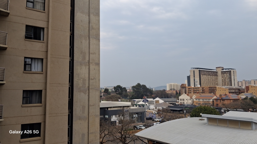 1 Bedroom Property for Sale in Hatfield Gauteng